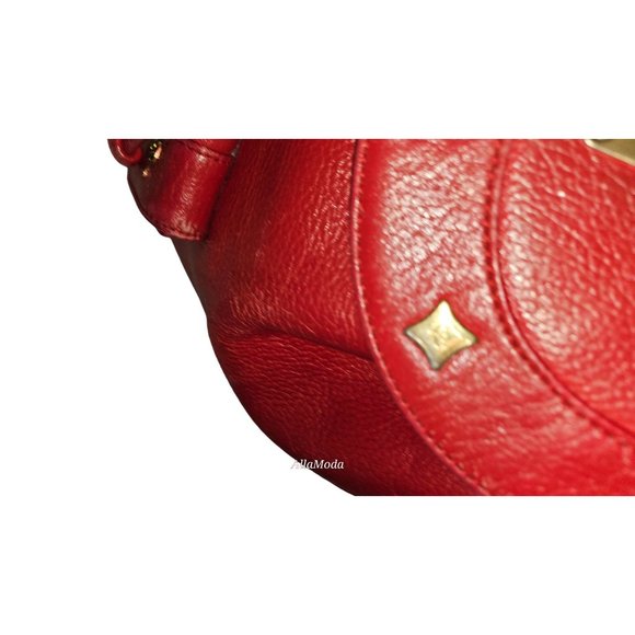 MCM vintage red leather backpack with gold hardware - Picture 7 of 16
